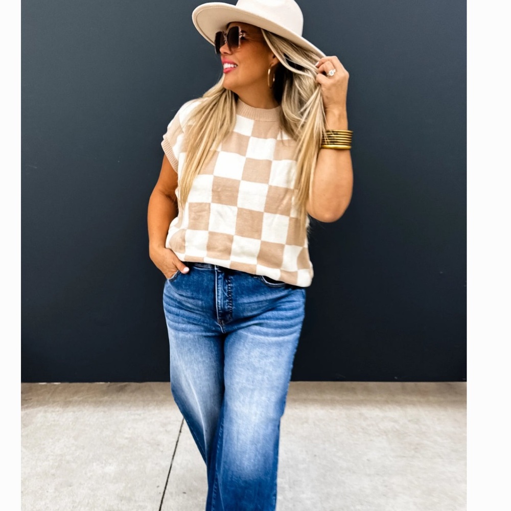 Tan and White Checkered Sweater Top 3XL